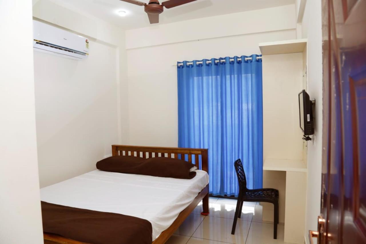 Uthram Residency Villa Kochi Eksteriør bilde