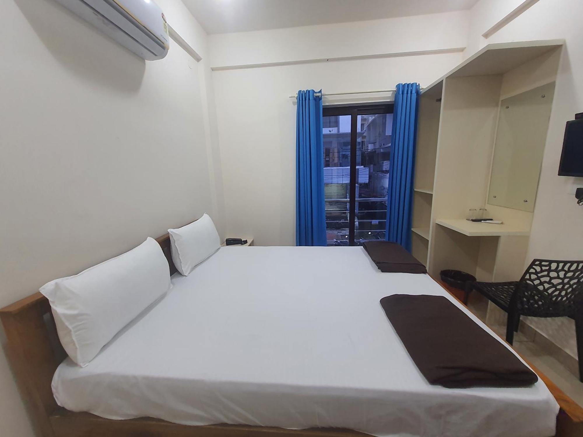 Uthram Residency Villa Kochi Eksteriør bilde