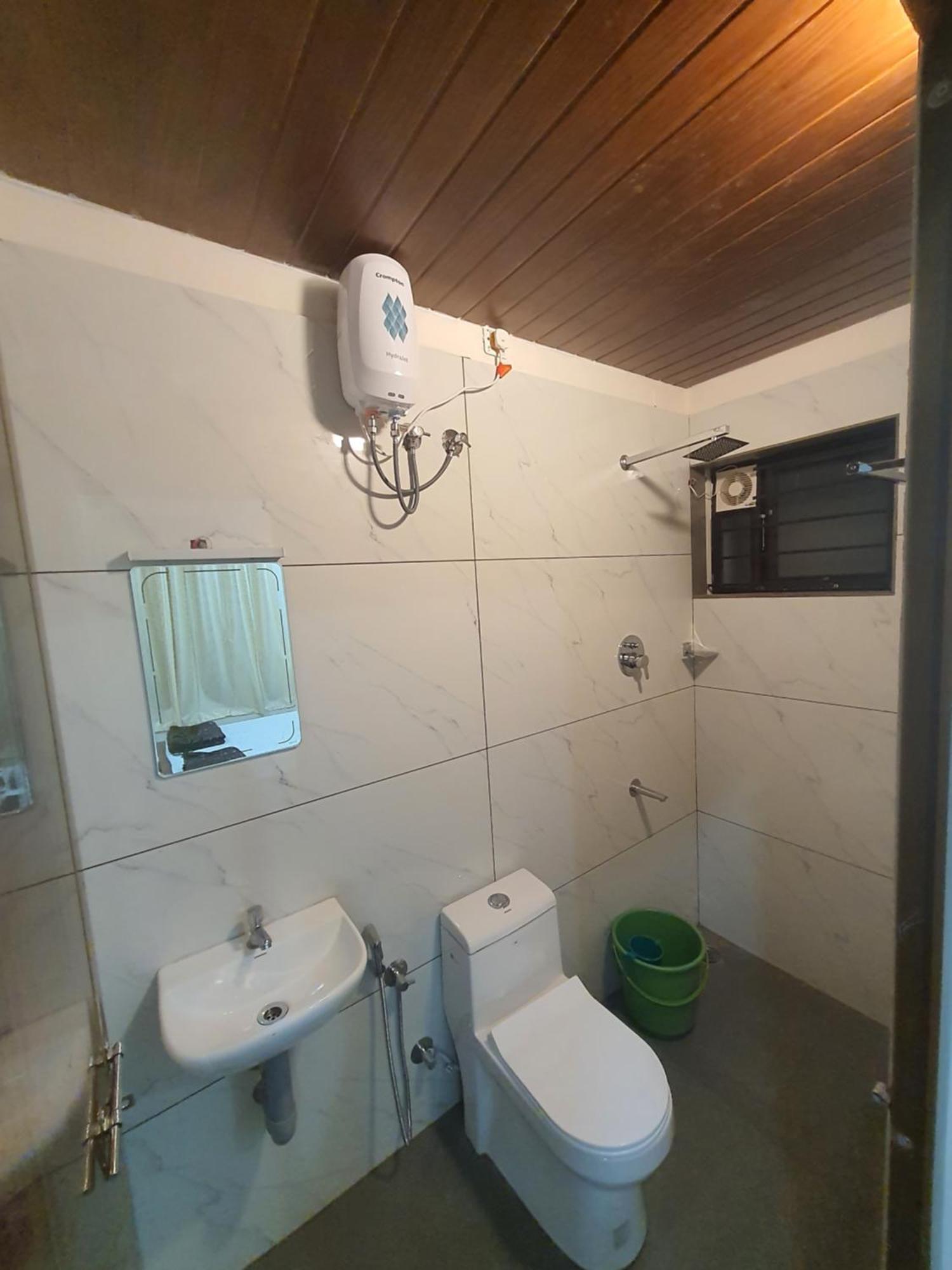 Uthram Residency Villa Kochi Eksteriør bilde